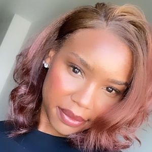 Meet your Posher, Victoria